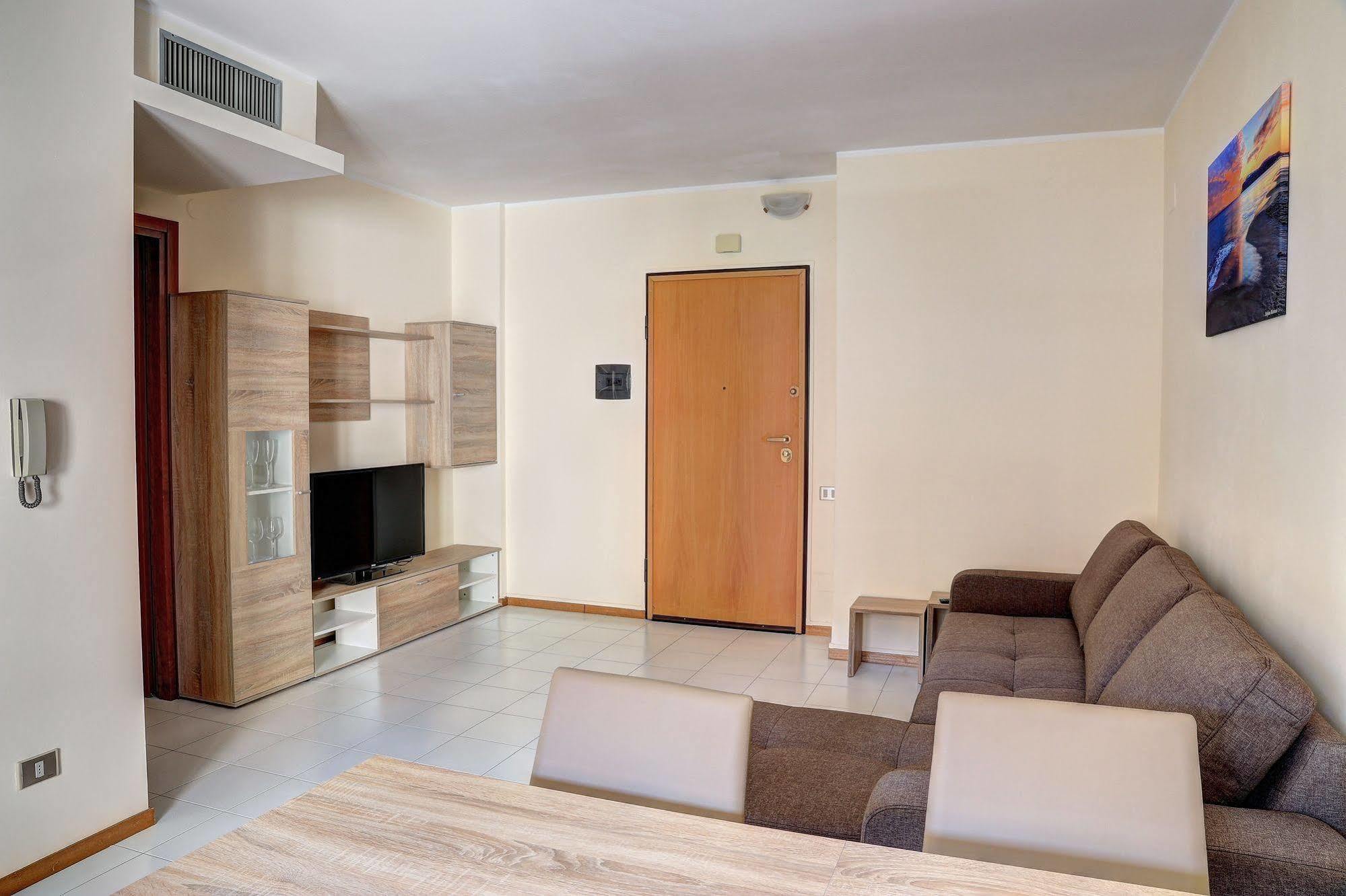 Apartment Medea Quartu Sant'Elena Bagian luar foto