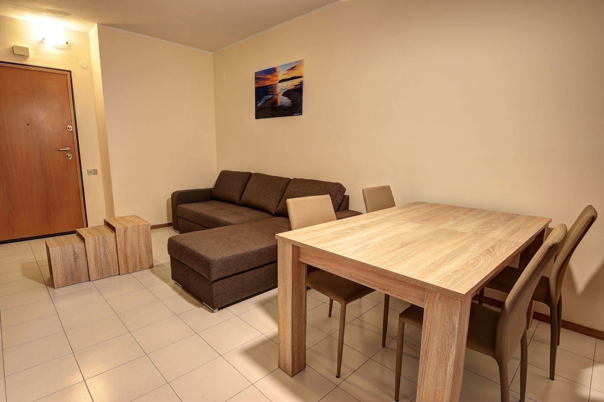 Apartment Medea Quartu Sant'Elena Bagian luar foto