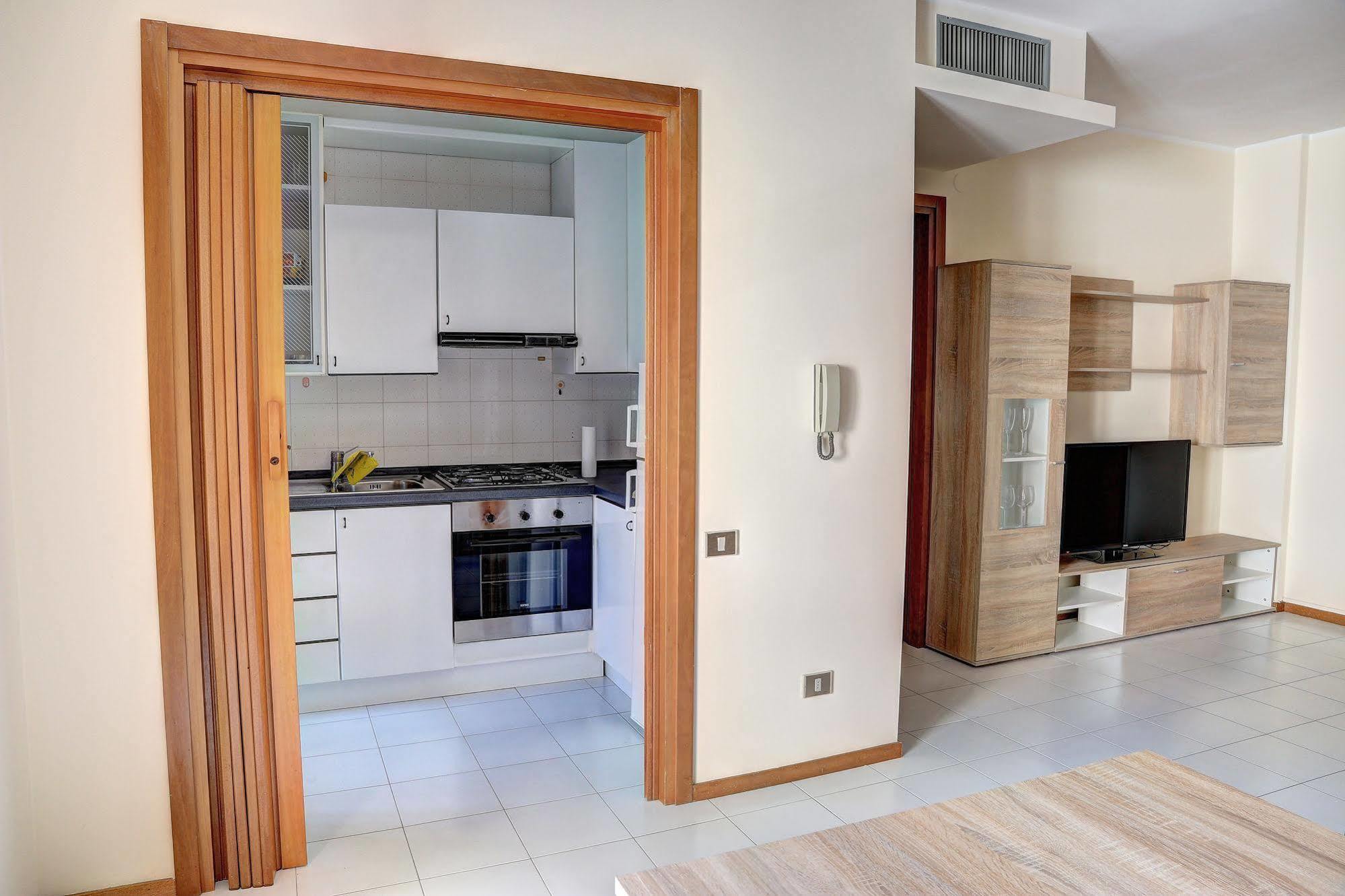 Apartment Medea Quartu Sant'Elena Bagian luar foto